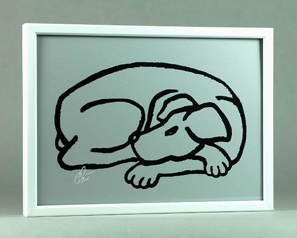 Jacqueline Ditt - Dog on Grey Font (Hund auf Grauem Grund)